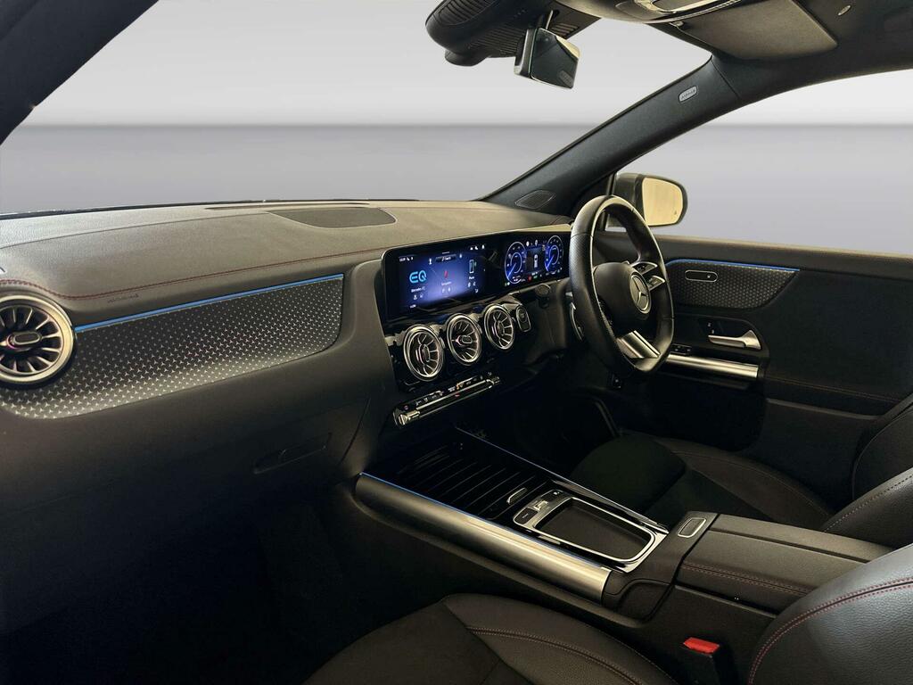 Mercedes-Benz EQA Amg Line Black #10