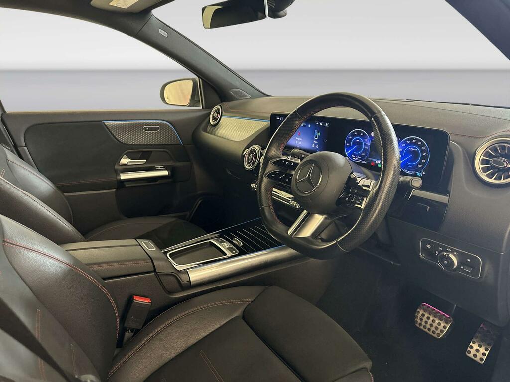 Mercedes-Benz EQA Amg Line Black #13