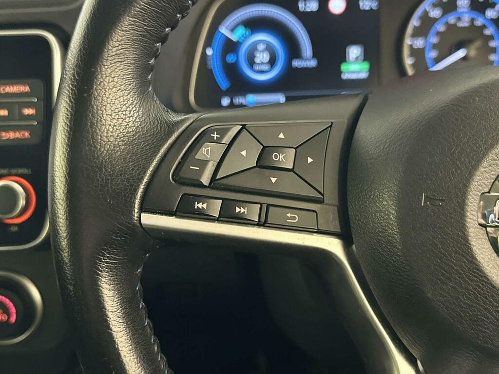 Nissan Leaf 40Kwh Tekna Hatchback 150 Ps Blue #15