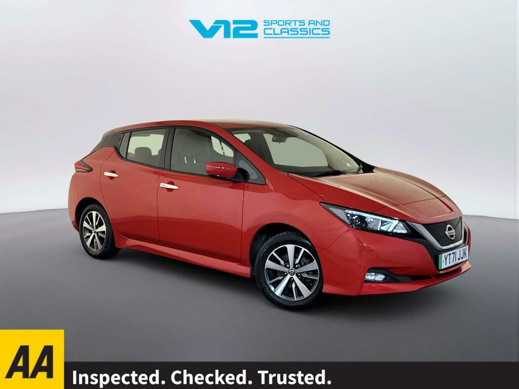 Nissan Leaf 40Kwh Acenta Hatchback 150 Ps Red