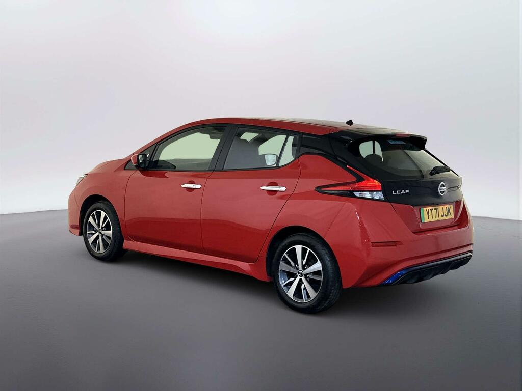 Nissan Leaf 40Kwh Acenta Hatchback 150 Ps Red #6