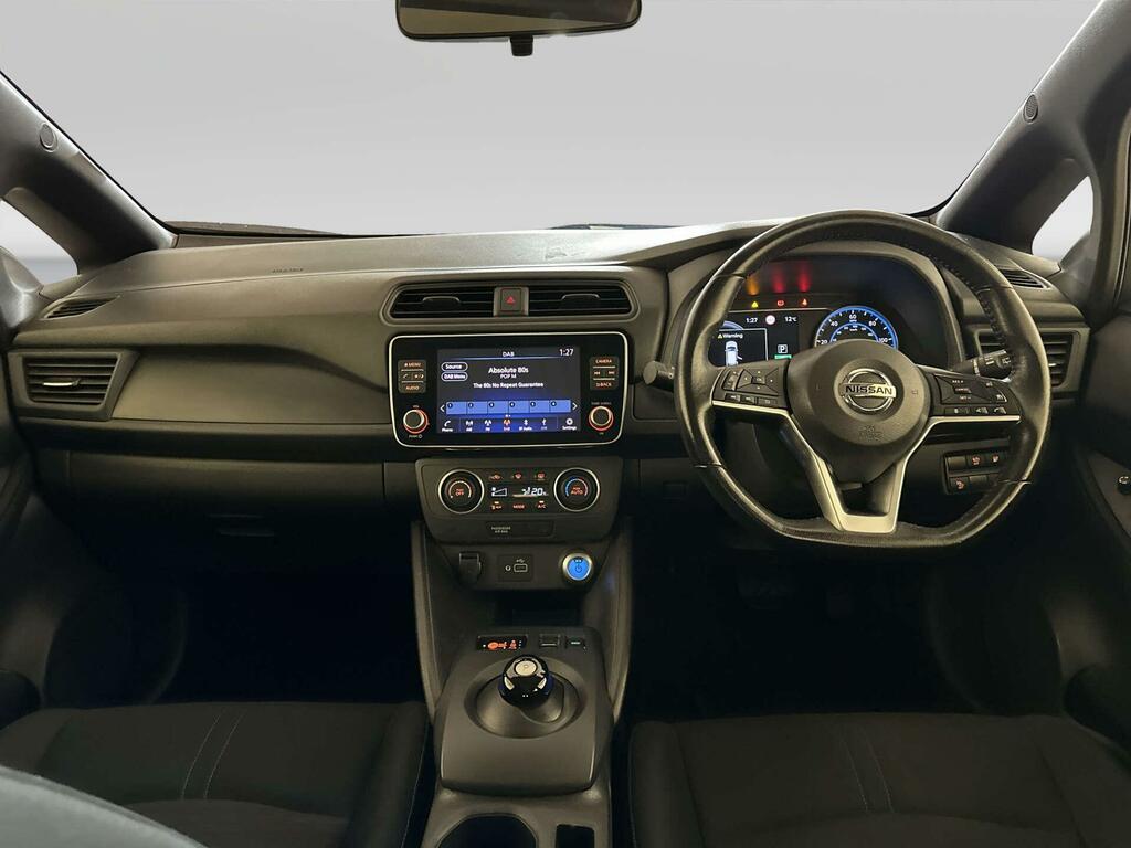 Nissan Leaf 40Kwh Acenta Hatchback 150 Ps Red #2