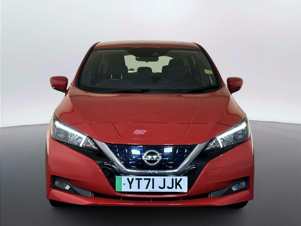 Nissan Leaf 40Kwh Acenta Hatchback 150 Ps Red #3