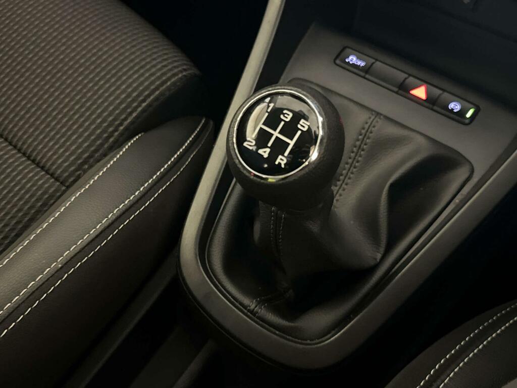 MG MG3 1.5L Excite Silver #24
