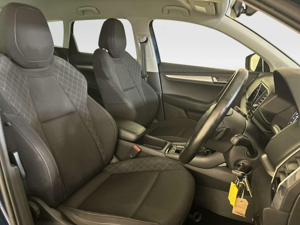 Skoda Karoq Suv Blue #11