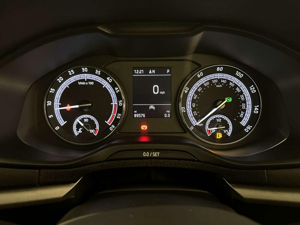 Skoda Karoq Suv Blue #16