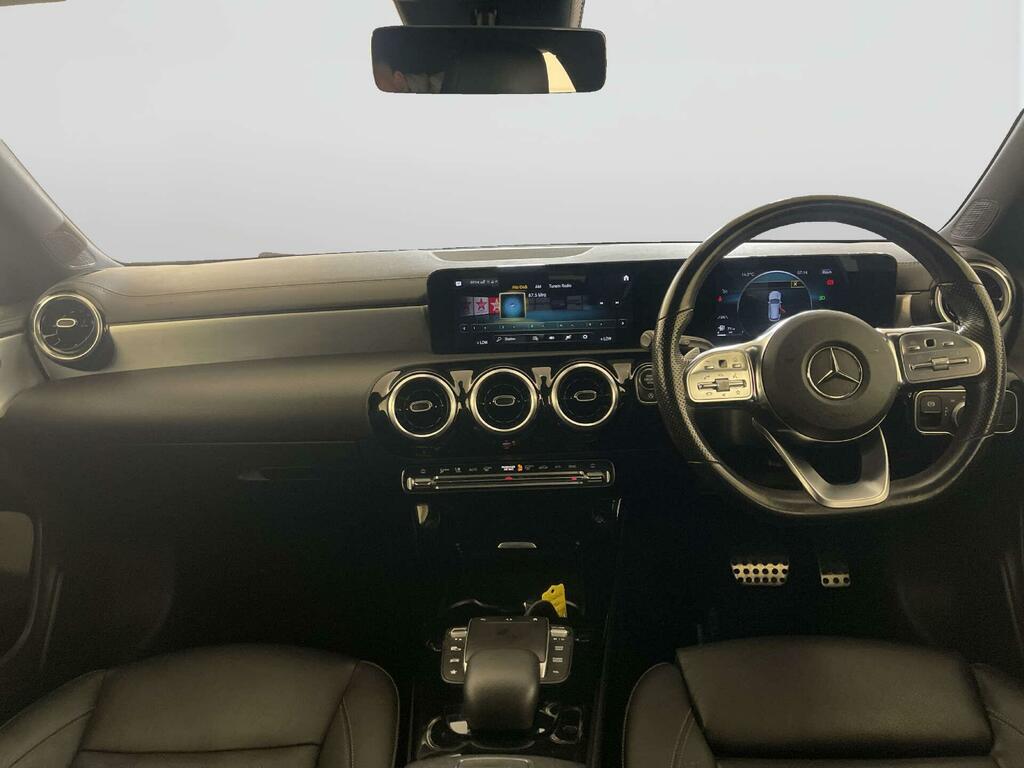 Mercedes-Benz CLA Class 1.3 Cla200 Amg Line Shooting Brake 7G-d Blue #2