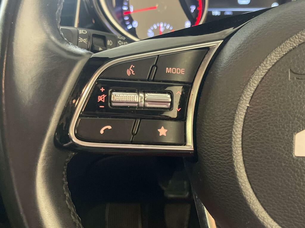 Kia Ceed 1.5 T Gdi 3 Hatchback Red #15