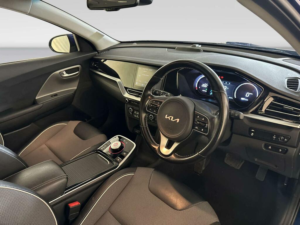 Kia e-Niro 64.8Kwh 4 Suv White #13