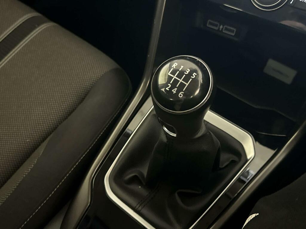 Volkswagen T-Roc Se Black #22