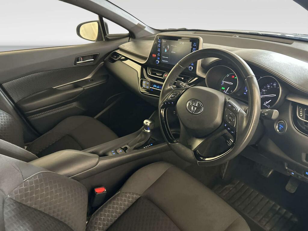 Toyota C-Hr Hatchback #13