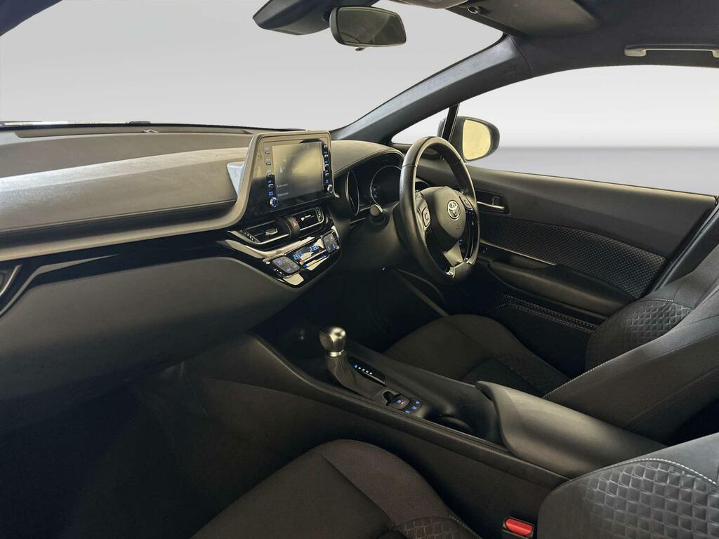 Toyota C-Hr Hatchback #10
