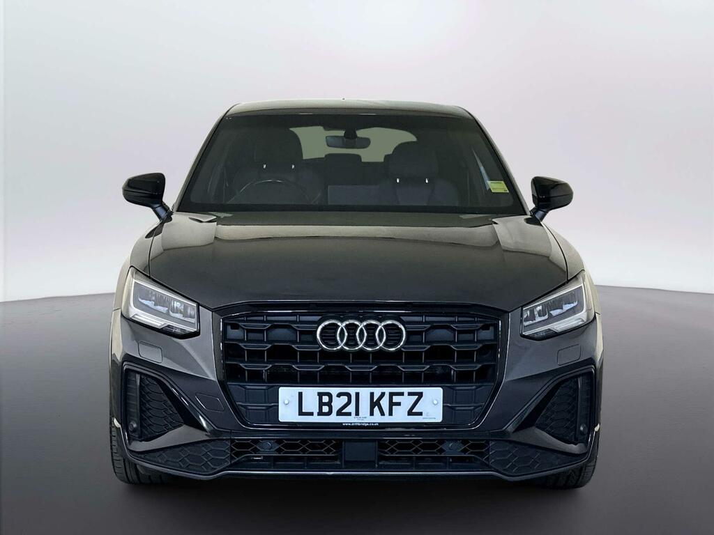 Audi Q2 1.5 Tfsi Cod 35 Black Edition Suv S Tro Grey #3