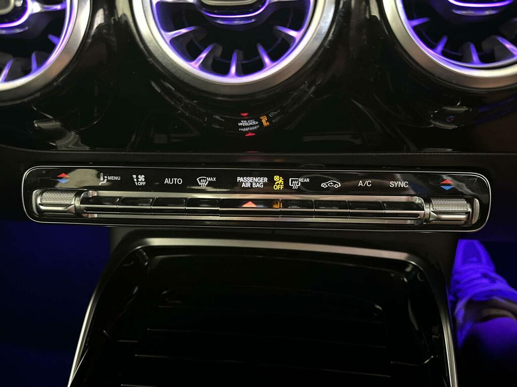 Mercedes-Benz A Class 1.3 A180 Amg Line Edition Executive Hatchback Black #23