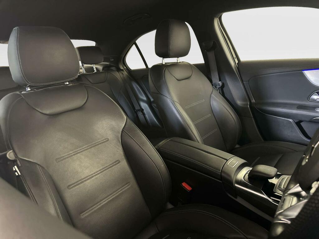 Mercedes-Benz A Class 1.3 A180 Amg Line Edition Executive Hatchback Black #11