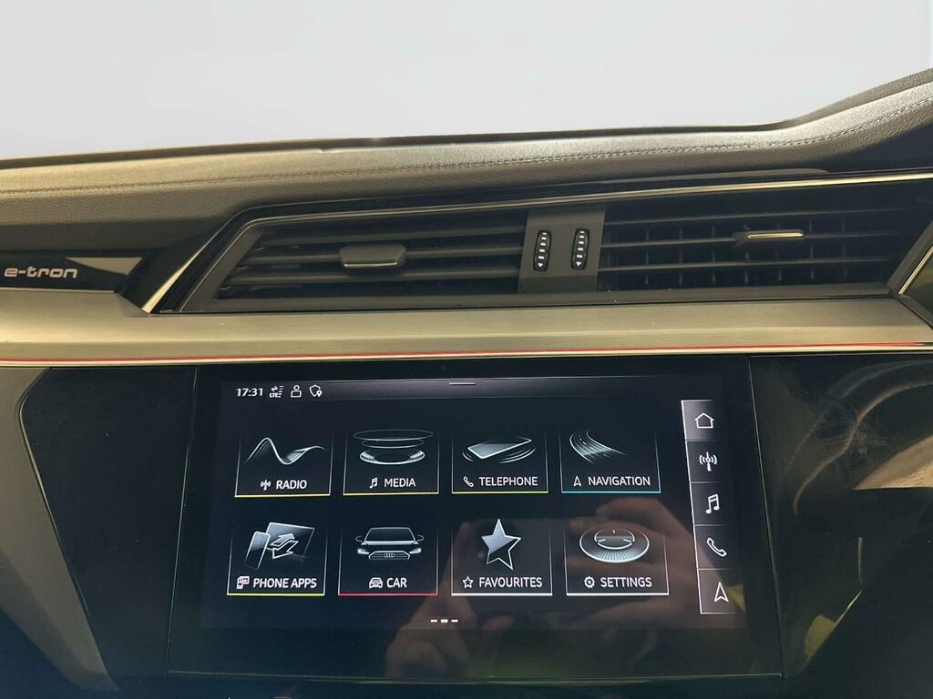 Audi E-Tron S S Line Black #20
