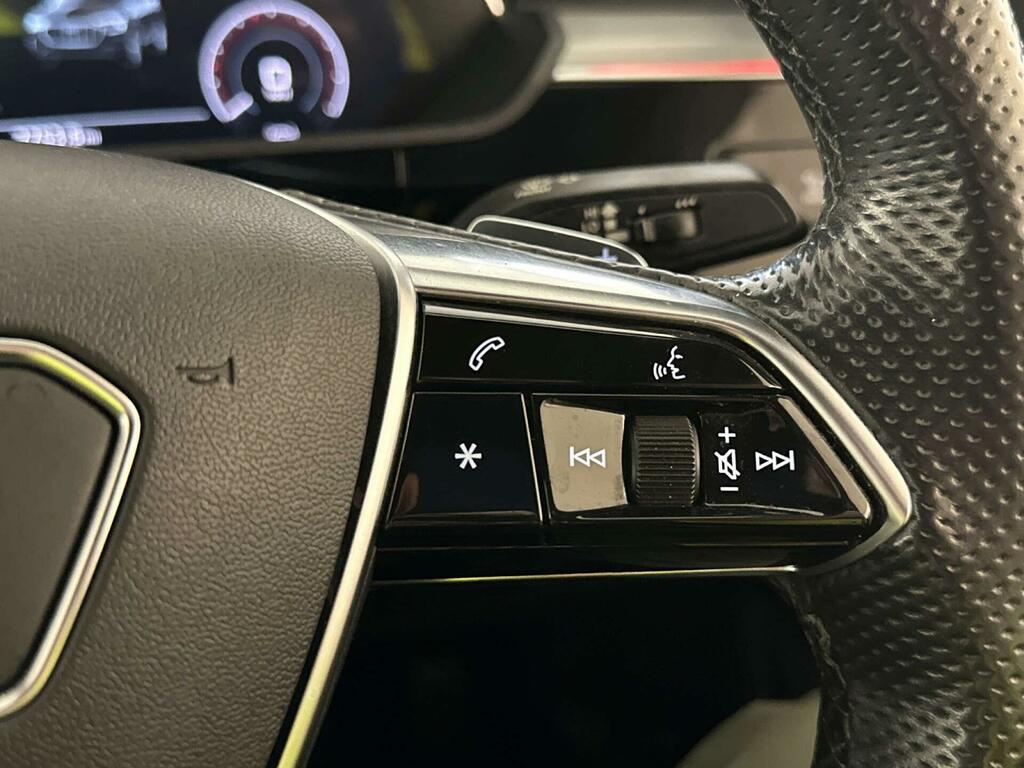 Audi E-Tron S S Line Black #18