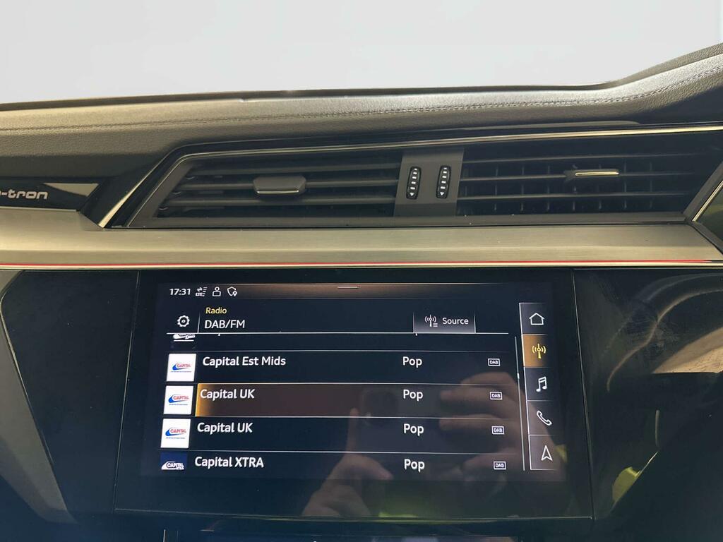 Audi E-Tron S S Line Black #21