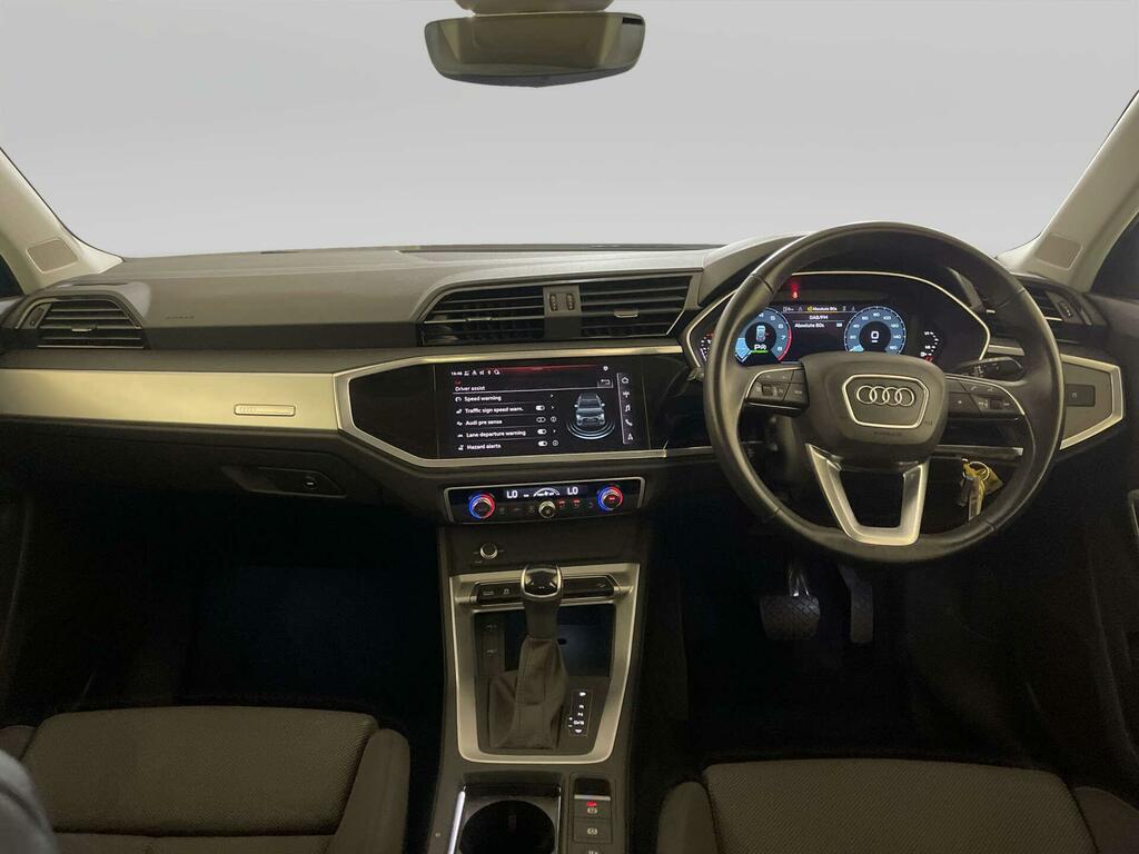 Audi Q3 1.5 Tfsi Cod 35 Sport Suv S Tronic Euro Black #2