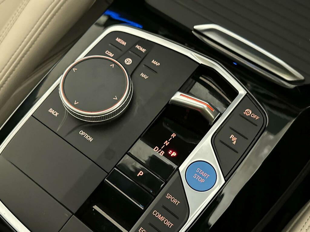BMW iX3 80Kwh M Sport Pro Black #24