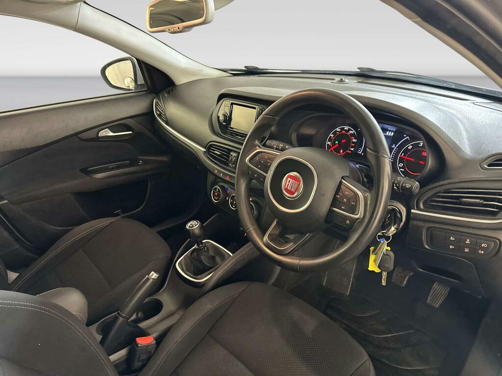 Fiat Tipo 1.4 Easy White #15