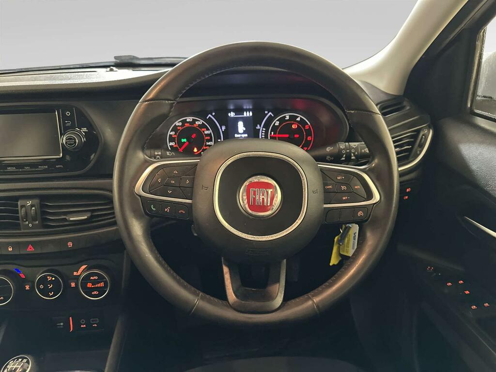 Fiat Tipo 1.4 Easy White #14