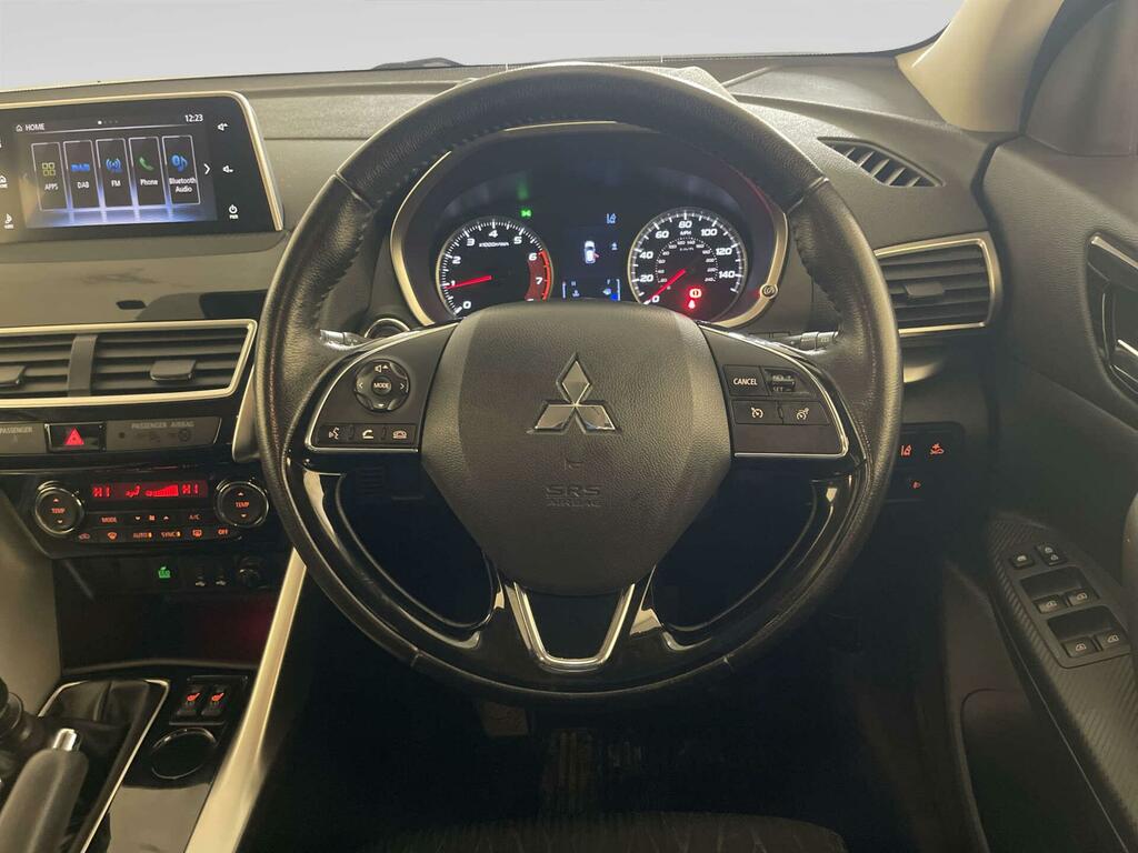 Mitsubishi Eclipse Cross 1.5L 3 White #14