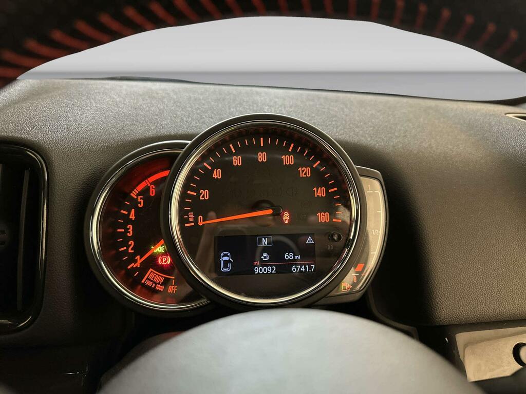 Mini Countryman Red #17