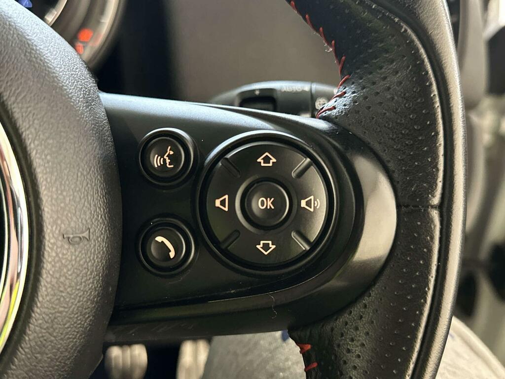 Mini Countryman Red #18