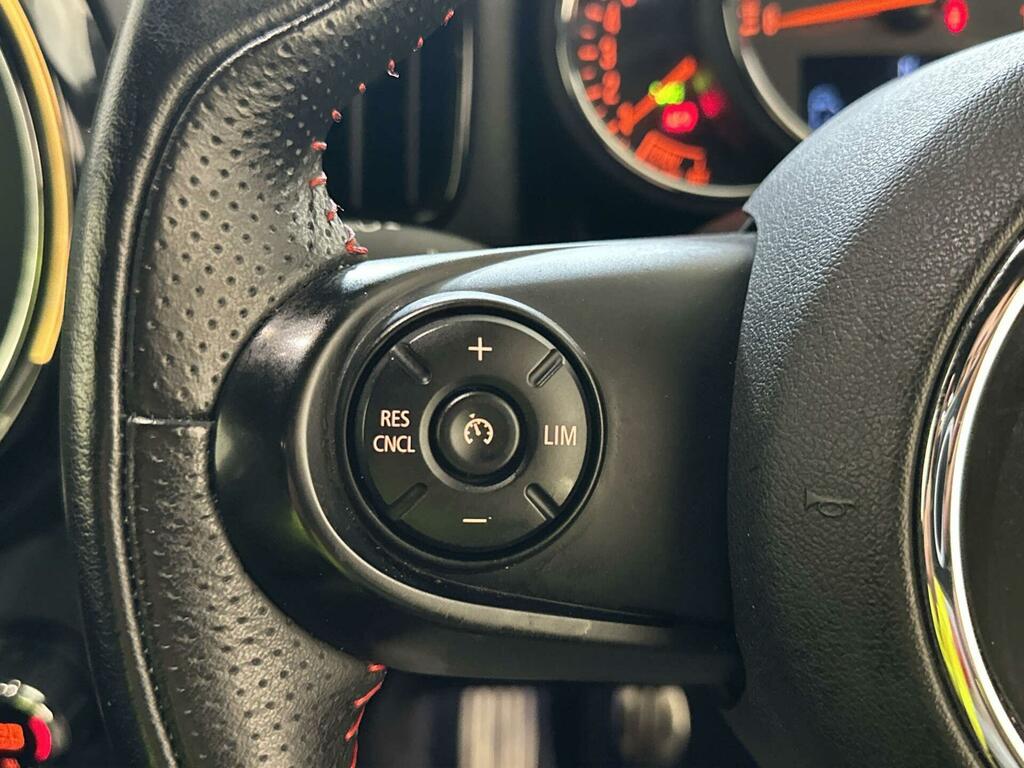 Mini Countryman Red #16