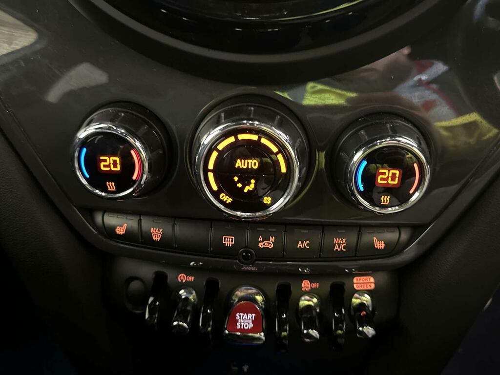 Mini Countryman Red #23