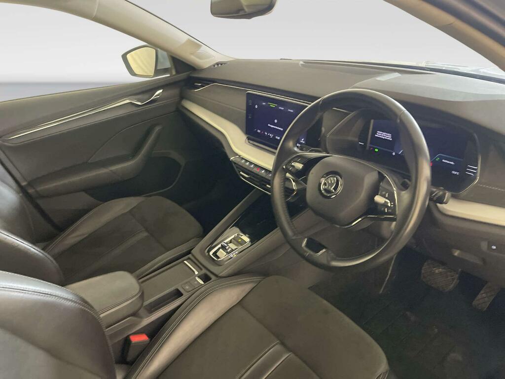 Skoda Octavia Se Technology Black #15