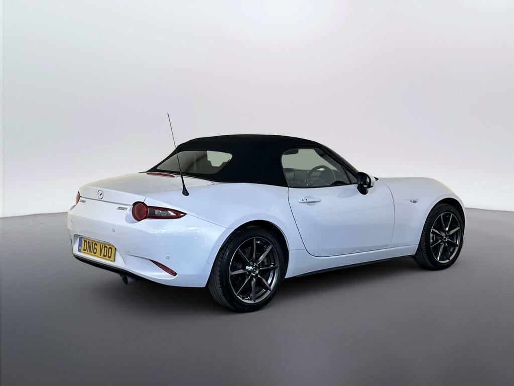 Mazda MX-5 Se White #8