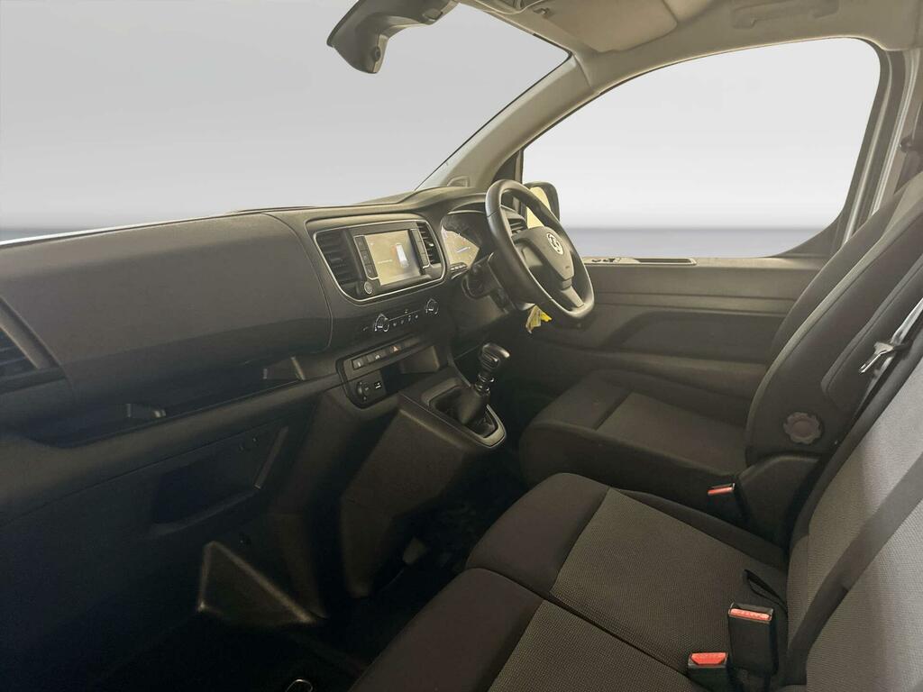 Vauxhall Vivaro Pro White #10