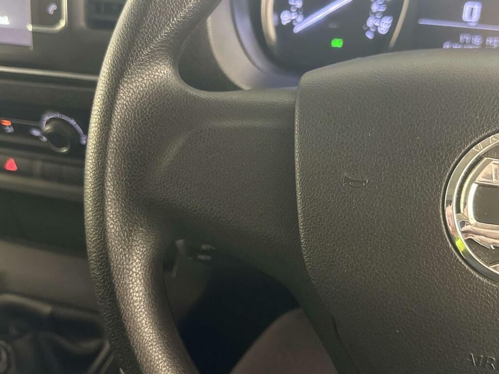Vauxhall Vivaro Pro White #15