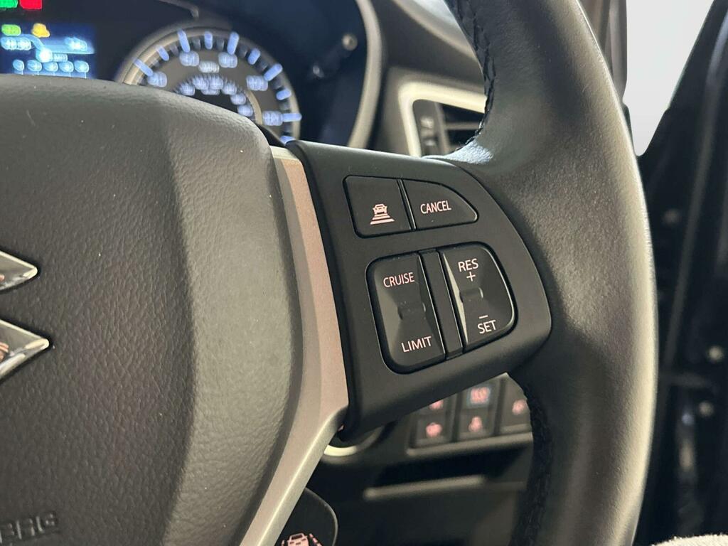 Suzuki S Cross Motion Silver #17