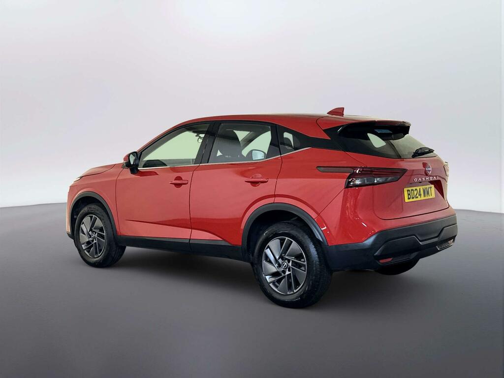 Nissan Qashqai 1.3 Dig-t Mhev Acenta Premium Suv Hybri Red #6
