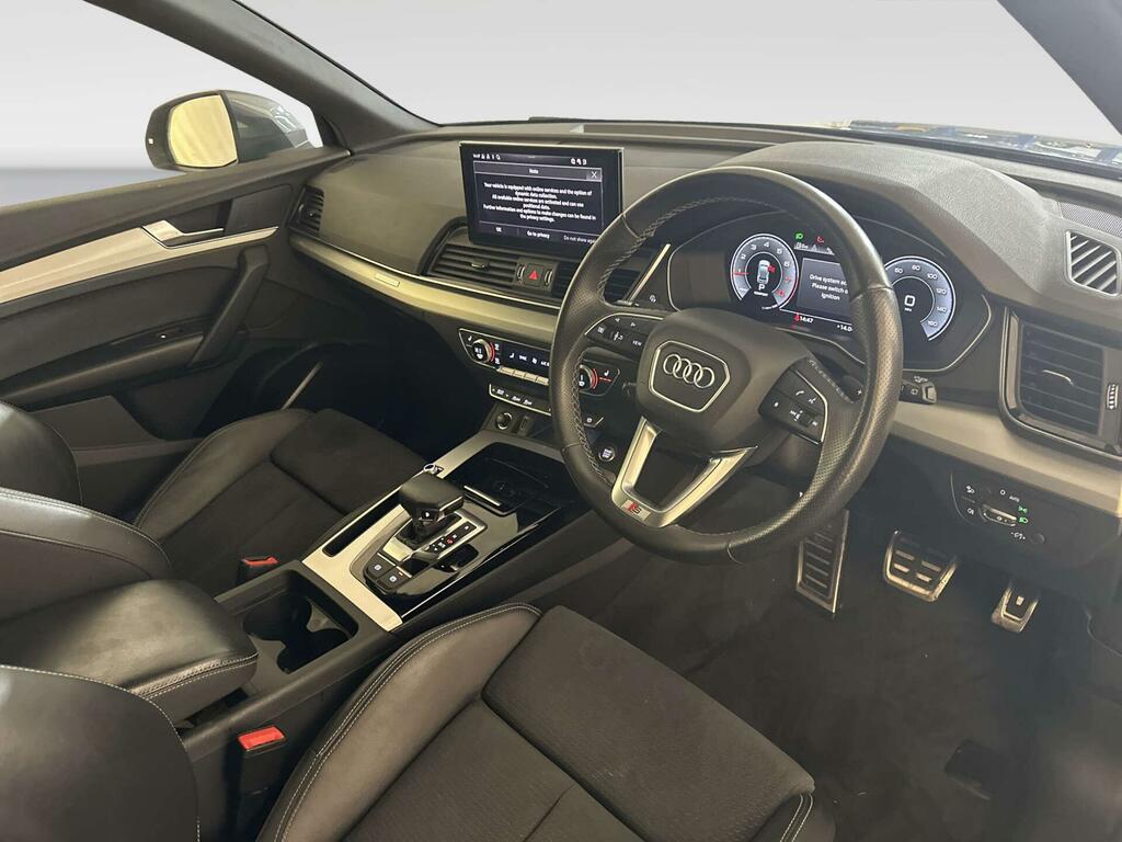 Audi Q5 S Line Black #13