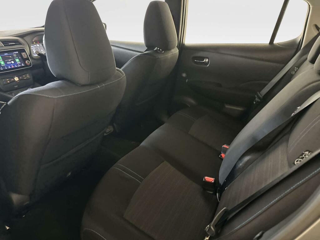 Nissan Leaf Tekna Black #12