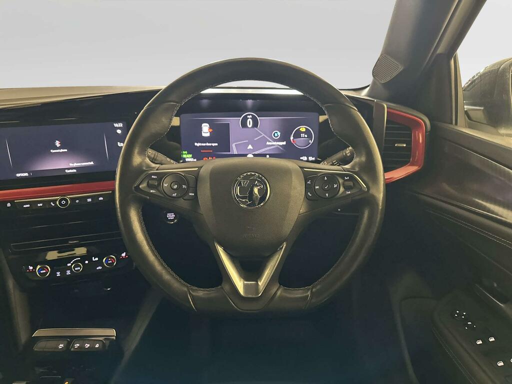 Vauxhall Mokka-e Ultimate White #14