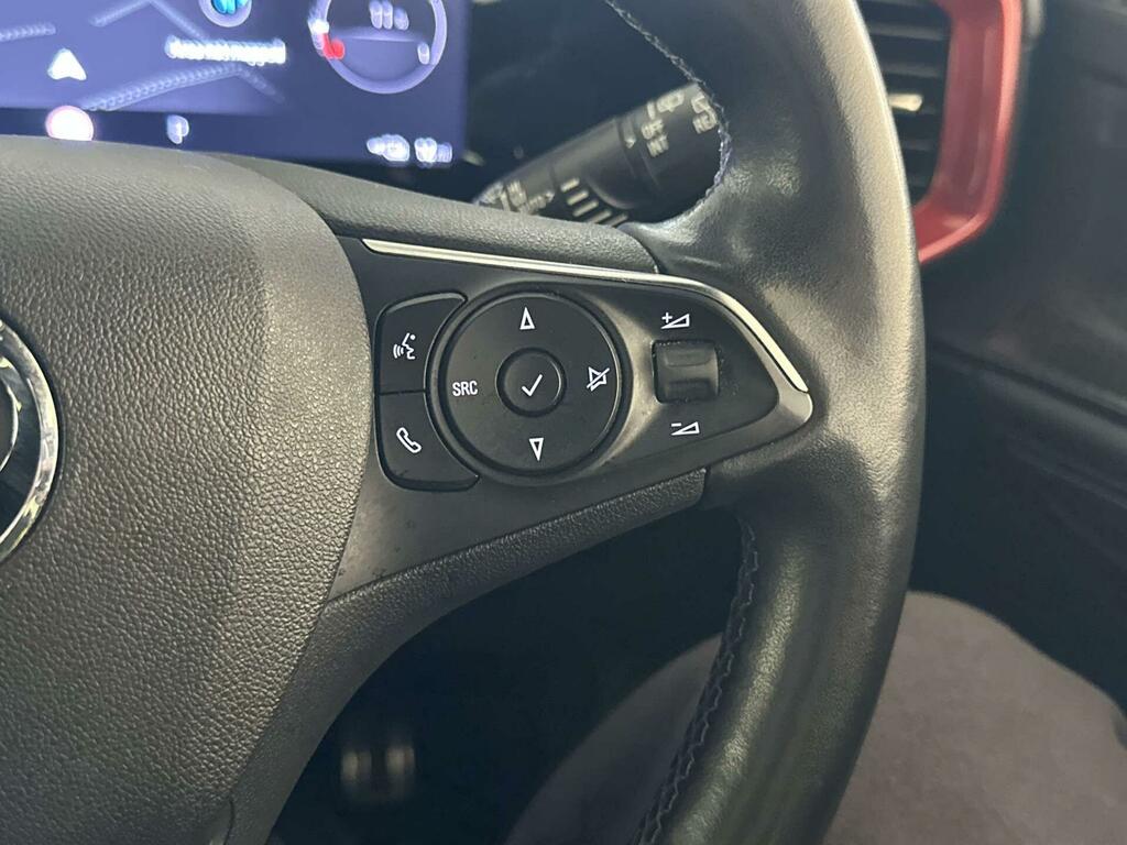 Vauxhall Mokka-e Ultimate White #18