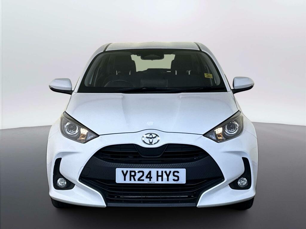 Toyota Yaris 1.5 Vvt-h Icon Hatchback Hybrid E-cvt E White #3