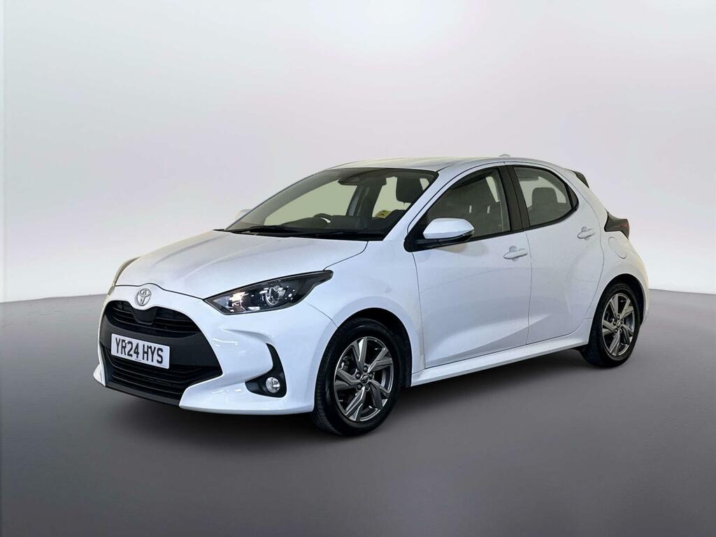 Toyota Yaris 1.5 Vvt-h Icon Hatchback Hybrid E-cvt E White #4