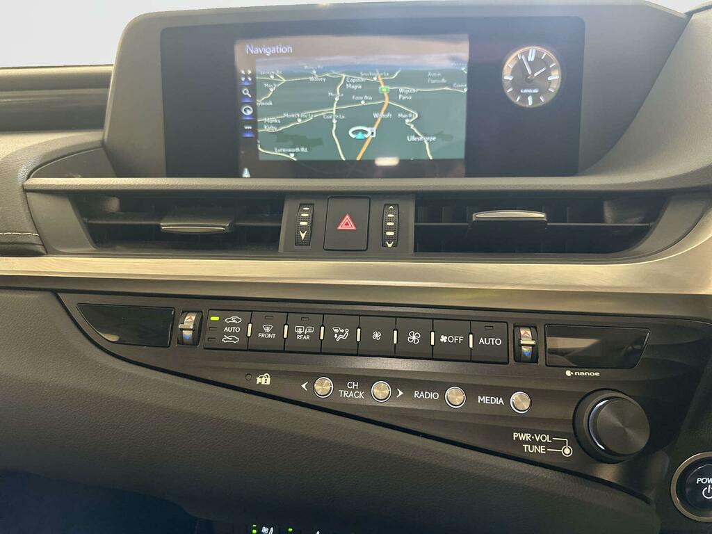 Lexus ES Saloon Black #22