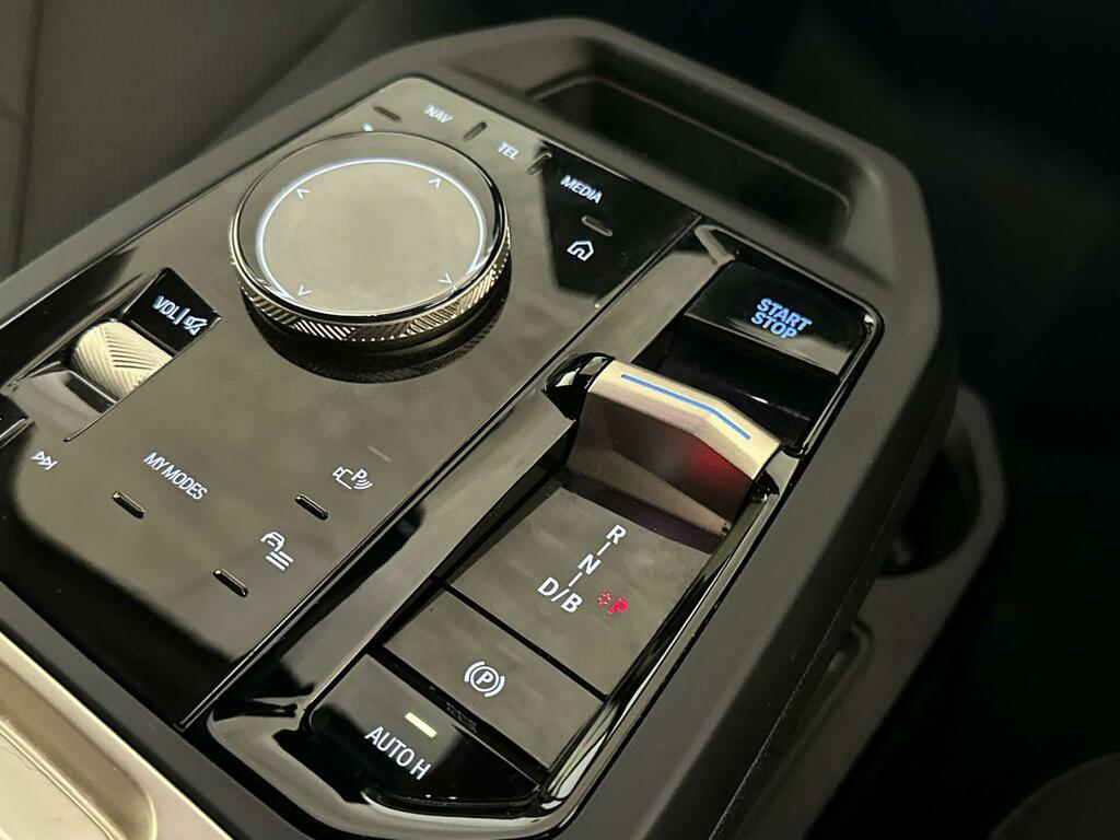 BMW iX Suv Blue #24