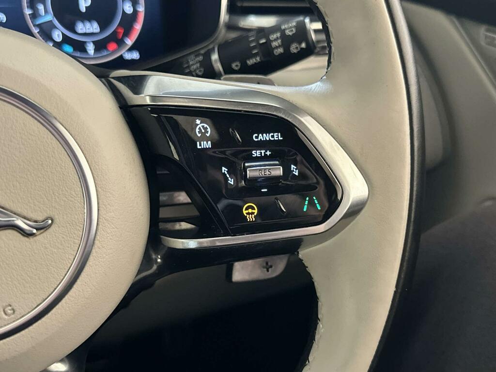 Jaguar F-Pace R-dynamic Se Black #19