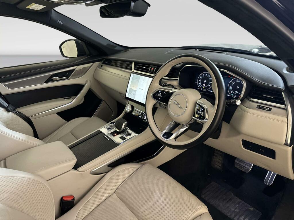 Jaguar F-Pace R-dynamic Se Black #16