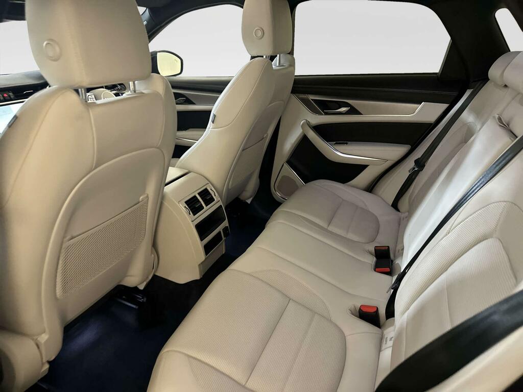 Jaguar F-Pace R-dynamic Se Black #12