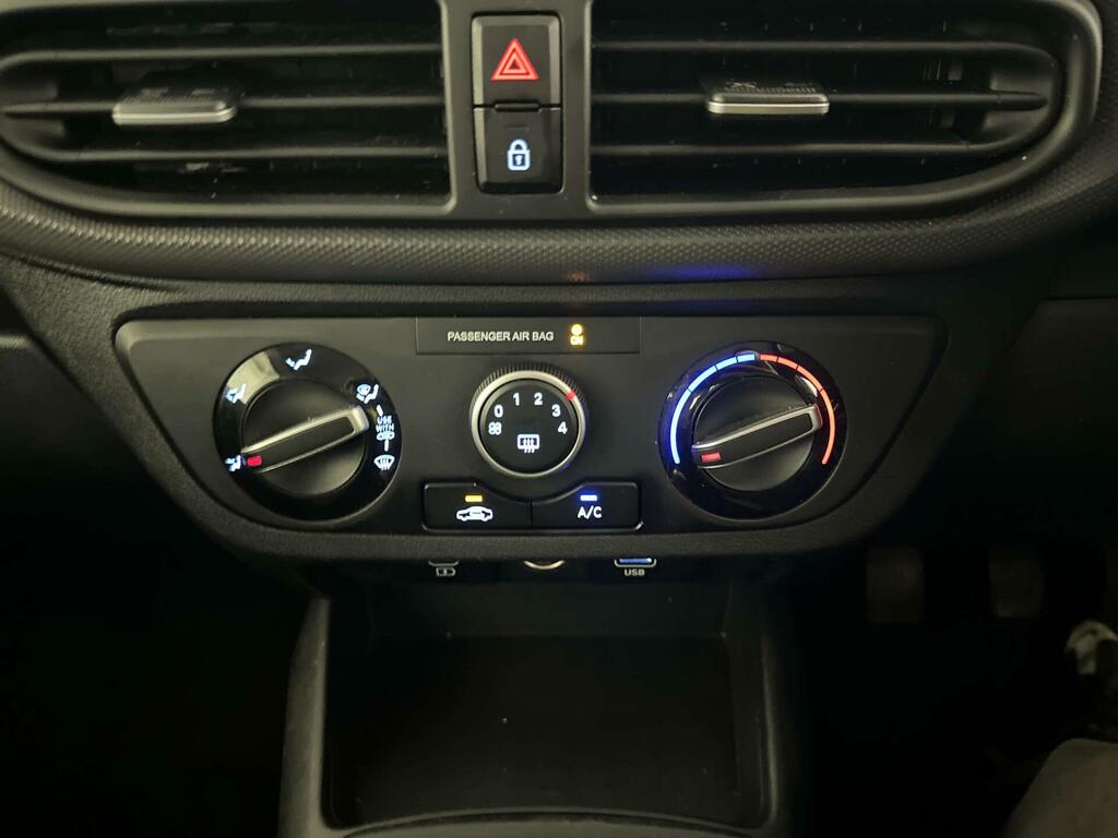Hyundai I10 Hatchback Grey #21