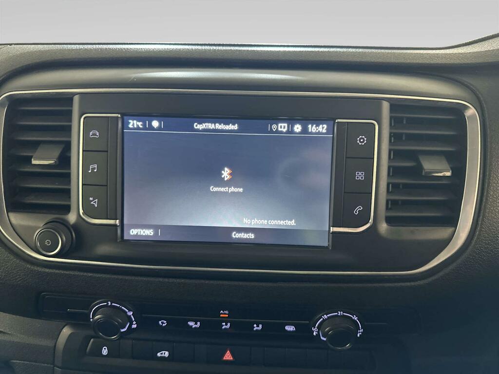 Vauxhall Vivaro Mpv White #19